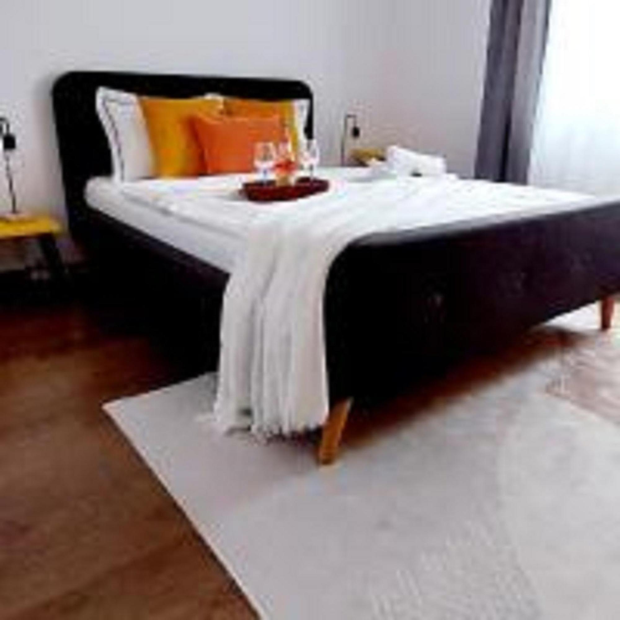 Cozy Apartment In The Center Of Bucarest Esterno foto