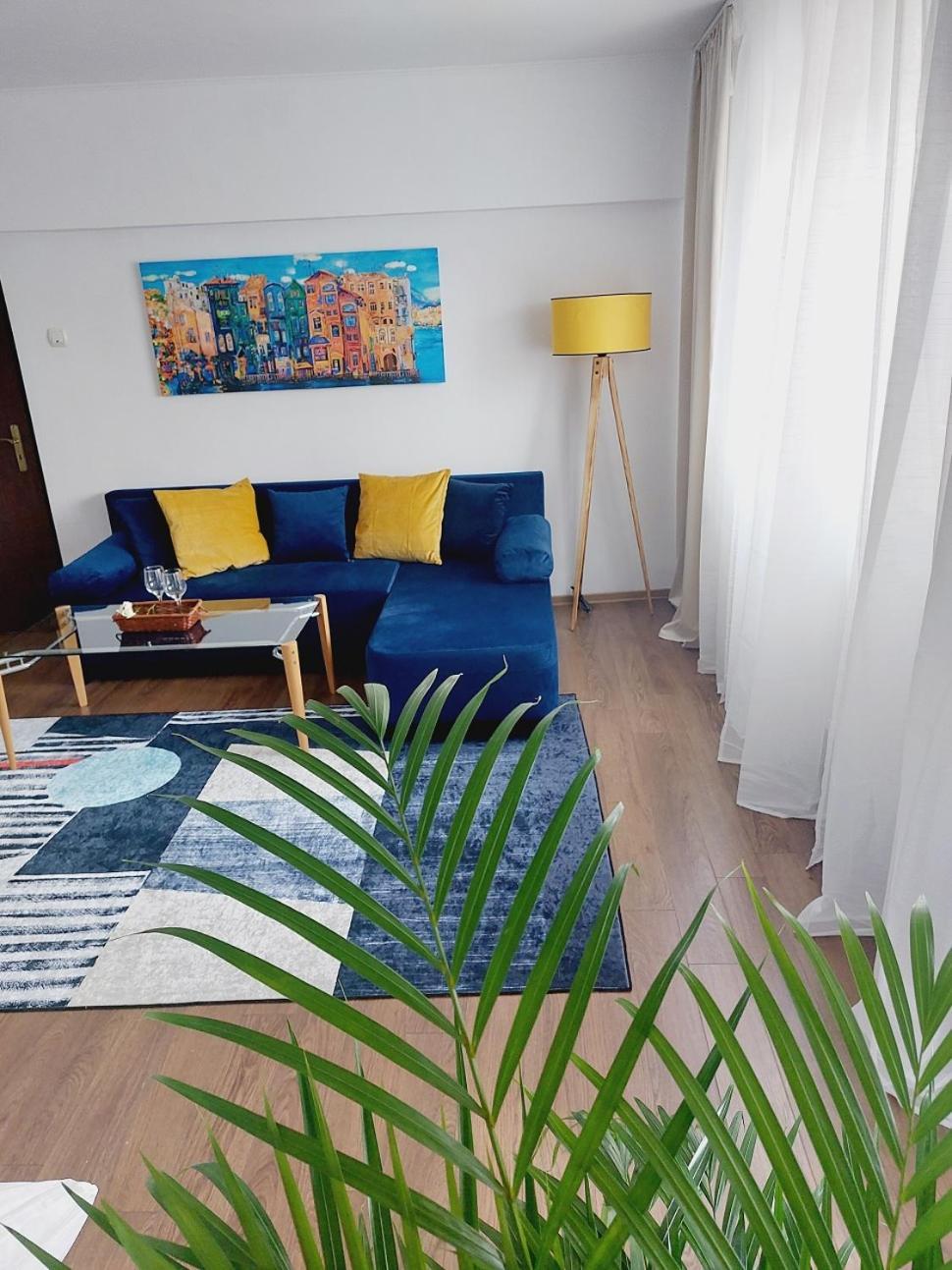 Cozy Apartment In The Center Of Bucarest Esterno foto